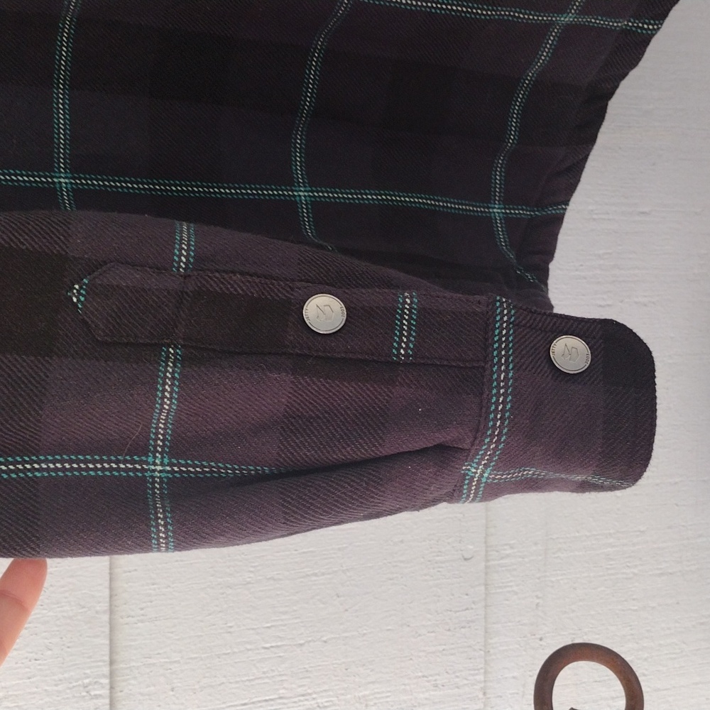 Flannel Shacket NWT - Picture 7 of 7